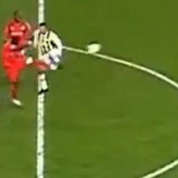 Türkiye Futbol Federasyonu Futbol Maçında Adaletsiz Kararlar Ve İtirazlar