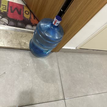 Sultan İçecek Eve Teslim Edilen Patlak Damacanalar!