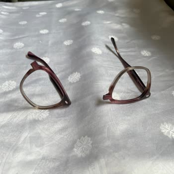 Atasun Optik Rayban Gözlüğün Kolayca Kırılması