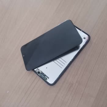 Mobilfon Teknoloji Yenilenmiş İPhone 11 Şikayeti