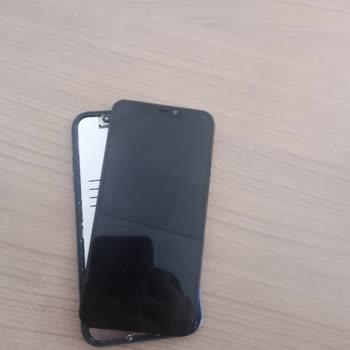 Mobilfon Teknoloji Yenilenmiş İPhone 11 Şikayeti