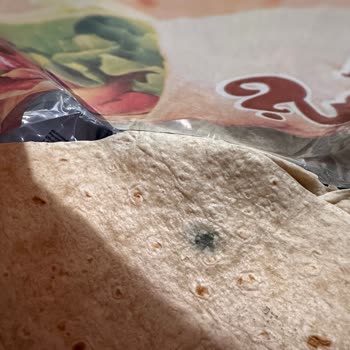 Şok Marketler Bozuk Ürün Şikayeti