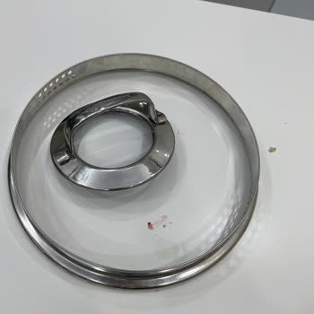 Korkmaz Mutfak Eşyaları Tencere 10 Cm Aşağıya Düşüp Kırıldı!