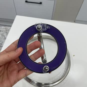 Korkmaz Mutfak Eşyaları Tencere 10 Cm Aşağıya Düşüp Kırıldı!