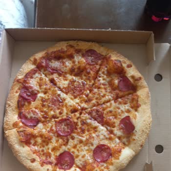 Pizza Hut İn Malzemesiz Pizzası