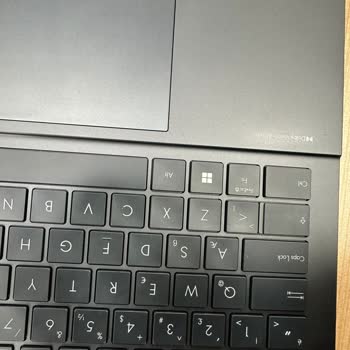 SMS Infocom Teknoloji Servisi SMS İnfocomm Asus Zenbook Duo UX8406MA