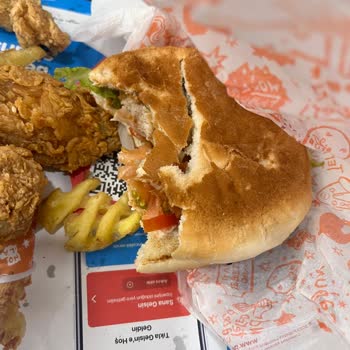 Özdilek AVM Popeyes Şubesinde Bayat Ürünler