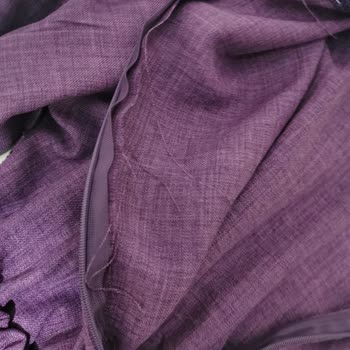Moda Sahre Kalitesiz Kumaş Özensiz Dikiş