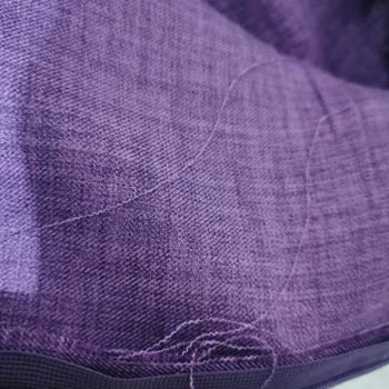 Moda Sahre Kalitesiz Kumaş Özensiz Dikiş