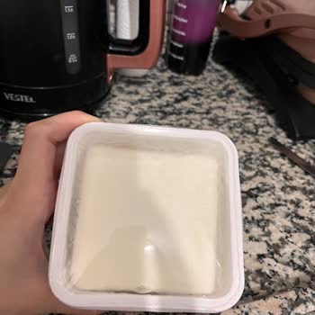 Ekici Peynir Ekici Açılmamış Beyaz Peynirin Ambalajı Şişti