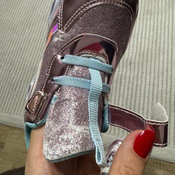 Trendyol Buckhead Trio Shiny Hologram Kız Çocuk Ayakkabısı Soyulması