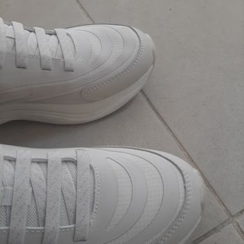 Skechers Sadece 2 Günlük Kullanım Sonrası Ayakkabıda Kırılma Ve Çökme!