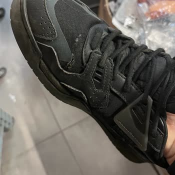 Lacoste Marka Ayakkabının Kısa Sürede Deforme Olmaması