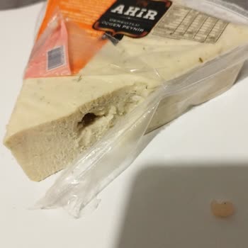 A101 Peynirden Çıkan Bilinmeyen Ürün