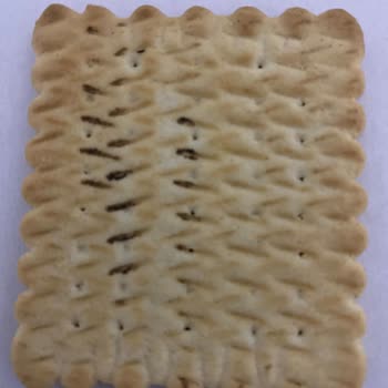 Migros 1 Kg Bisküvide Yabancı Cisim