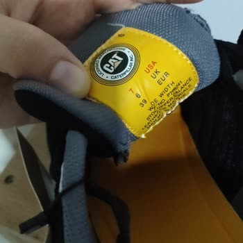 Yeşil Kundura 40 Numara Kutusunda 39 Numara Teslim Edilen Ayakkabı Değişim Yapmıyor