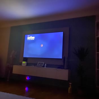 Samsung 75AU8000 Bulutlanma Artması