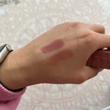 Maybelline New York Aynı Numara Olan Rujun Farklı Renk Çıkması