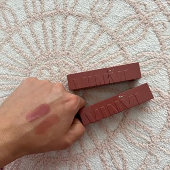 Maybelline New York Aynı Numara Olan Rujun Farklı Renk Çıkması