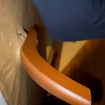 Kelebek Mobilya Kalitesiz Koltuk Takımı