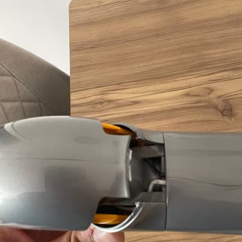 Dyson V12 Mobilya Altı Aparatı