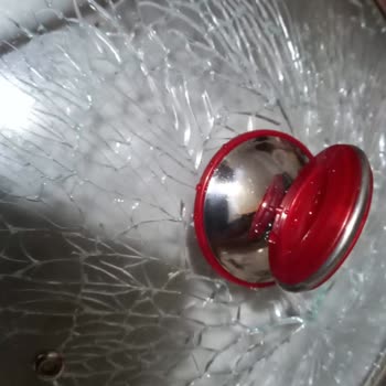 Hascevher Marka Cam Kapak Kendiliğinden Kırıldı