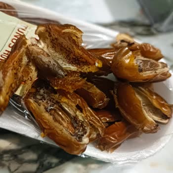 Migros Hurmadan Kurt Çıkması