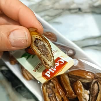 Migros Hurmadan Kurt Çıkması