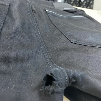 Mavi Marcus Kot Kumaşı Parçalandı