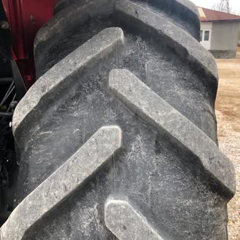 Michelin Marka Traktör Lastiği Yanlardan Açıldı Daha 1 Yıl Olmuşken