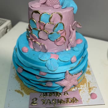 Pastam Kapıda Hayal Kırıklığı Yaratan Doğum Günü Pastası