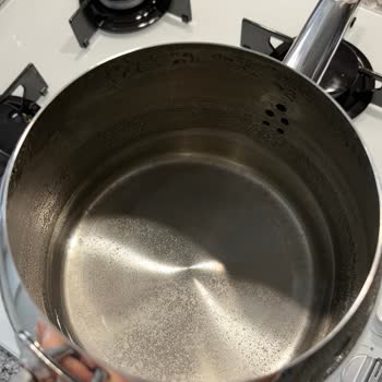 Saka Su Saka Damacana Su