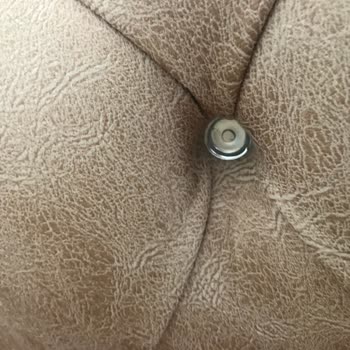 Turan Ev Mobilya Deformasyon Var