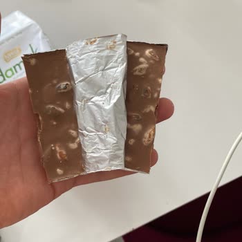 Nestle Özürü Kabahatinden Büyük.