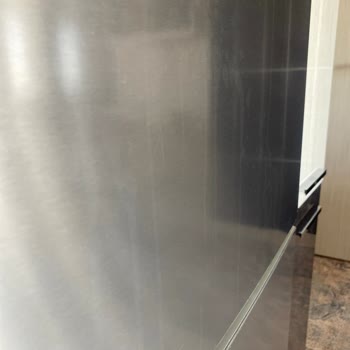 Asperox Sarı Güç Buzdolabında Geçmeyen Leke Bıraktı!