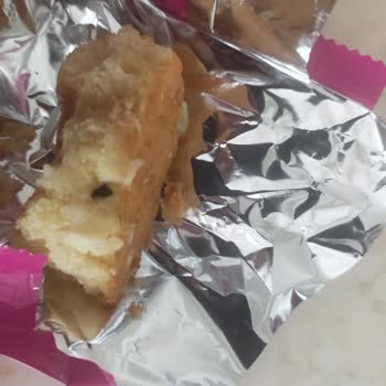 Ülker Kekin İçinden Ne Olduğunu Anlamadım Siyah Bir Şey Çıktı