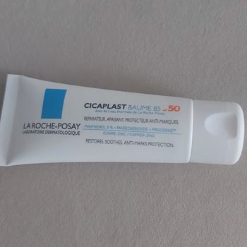 La Roche - Posay Nar Eczadan Aldığım Krem Kaşıntı Yaptı.