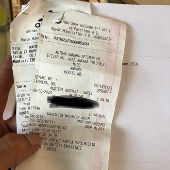 Bir Günde Açılan Adidas Ayakkabı