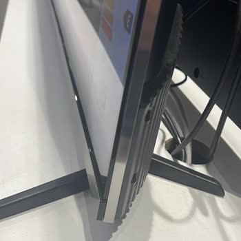 Vestel 65inç TV, Fabrika Hatasını Kabul Etmiyor