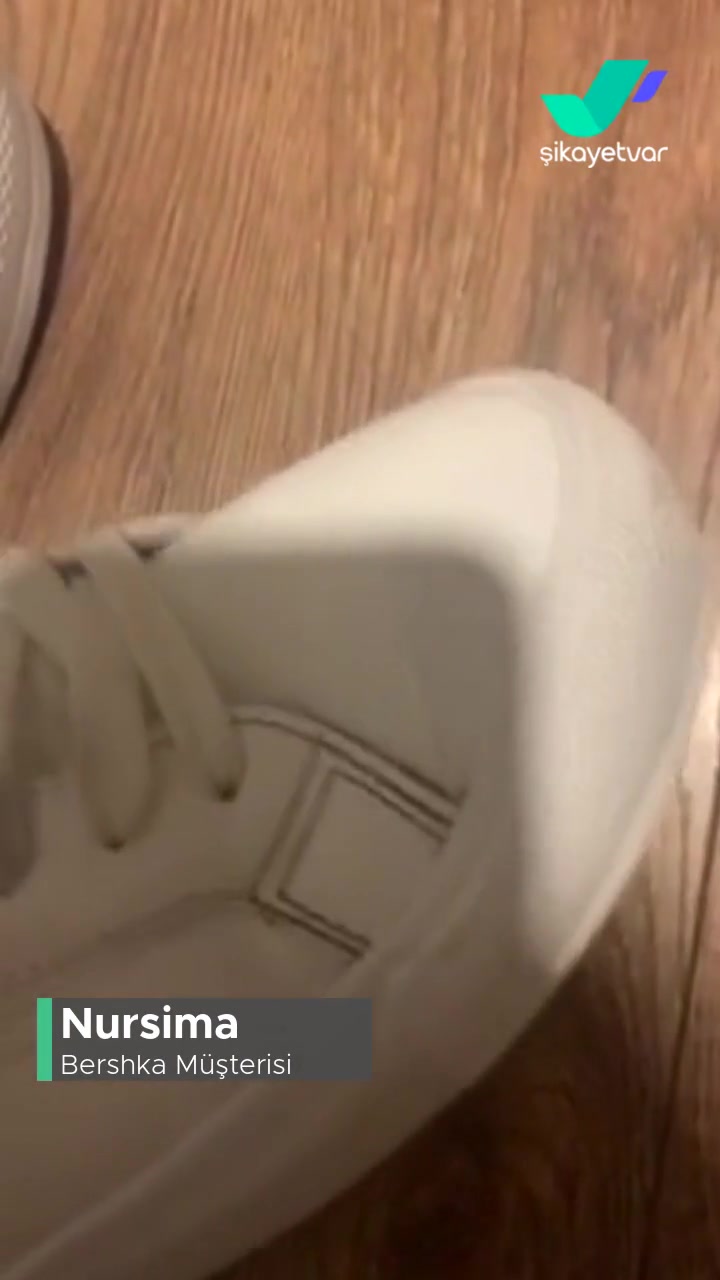 Bershka Ayakkabı 2 Giymede Mahvoldu videonun kapak resmi