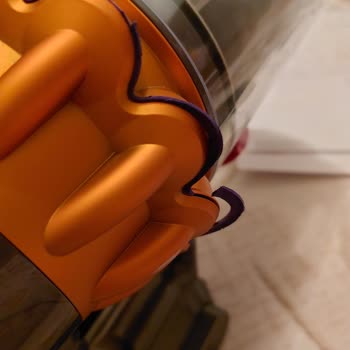 Dyson V15 Silikon Deformesi