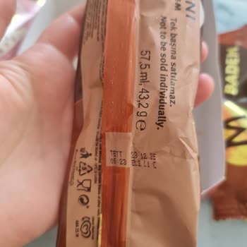 Magnum Açık Paket İçinde Yarım Dondurma