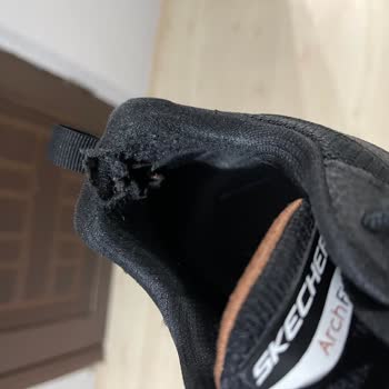 Skechers 4 Ayda Yırtılan Ayakkabı Ve İlgisiz Satıcı!