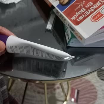 Bioderma Kremin Yarısı Yok Hava İçi Boş