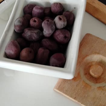 MarmaraBirlik Zeytinlerin Çürük Boyalı Çıkması. 184+245 TL Para İadesi