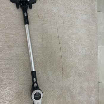 Bosch Elektrikli El Aletleri Bosch Dikey Süpürge Temizleyeceğine Kirletiyor