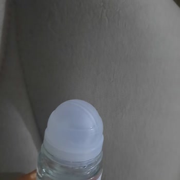 Nivea Black&White Roll On Topu Dönmüyor