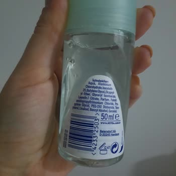 Nivea Black&White Roll On Topu Dönmüyor