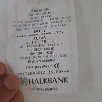 adidas Sipariş Edilinen Ütünün Ulaştırılmaması