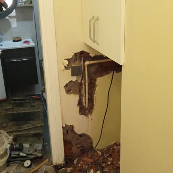 Eureko Sigorta Evimi Harabeye Döndürdü. Ne Arayan Var Ne Soran